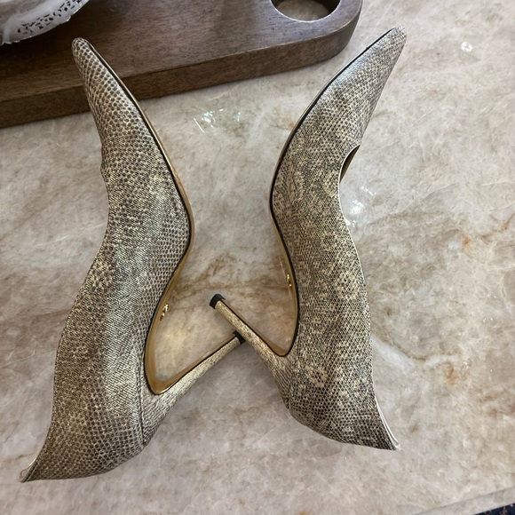 Judith Leiber Gold Tan  snake embossed Heels with Pointed Toe - Picture 5 of 16